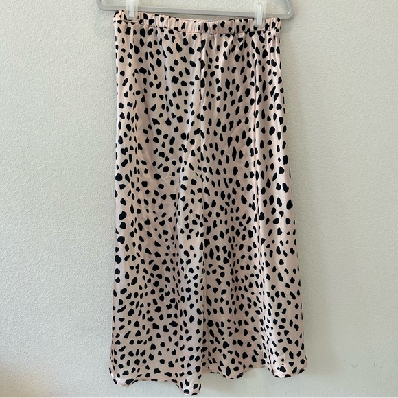 ByTogether Satin Leopard Midi Skirt - Picture 6 of 6